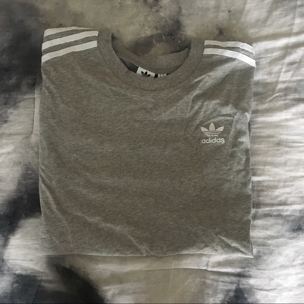NWT. ADIDAS TOP